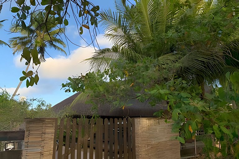 Paraíso de 7 quartos, 6 suítes, piscina, no Pontal