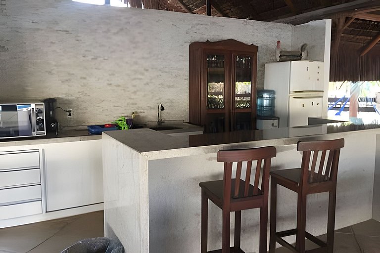 Paraíso de 7 quartos, 6 suítes, piscina, no Pontal