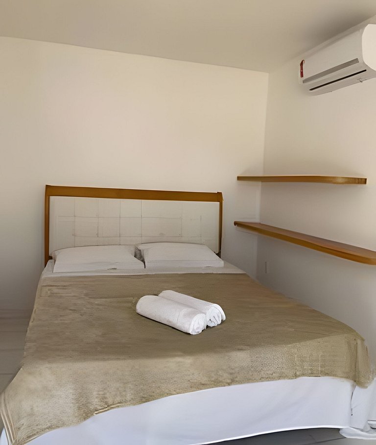 Paraíso de 7 quartos, 6 suítes, piscina, no Pontal